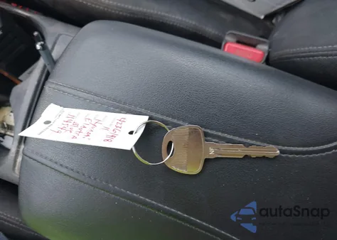 2011 Hyundai Elantra Gls (Ulsan Plant) z USA, uszkodzony, nr VIN KMHDH4AE0BU114549